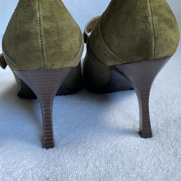 Chinese Laundry suede heels - Picture 6 of 10